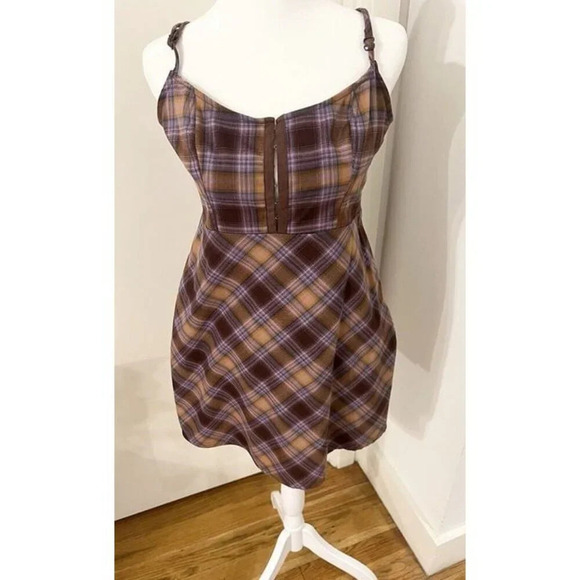 SIZE‎ M Urban Outfitters KEYA Plaid Purple Yellow Hook & Eye Mini Dress - Picture 2 of 10